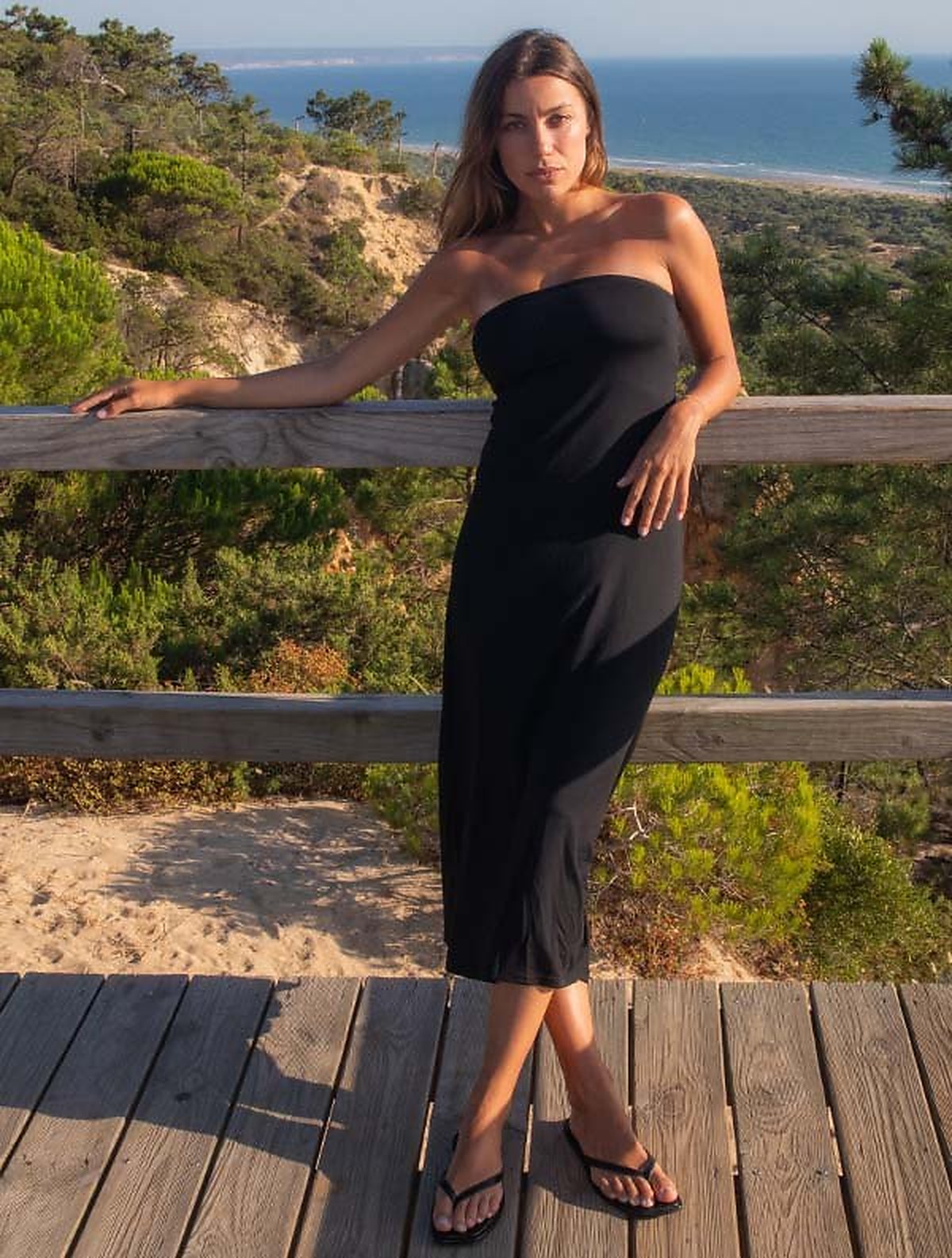 Mina Storm Raquel Nobradress in black shown in official product imagery